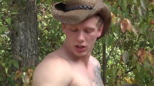 Jizz Orgy: American rimming outdoors