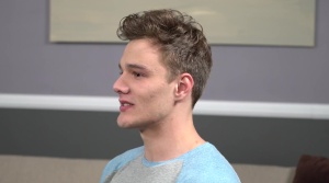 SeanCody.com: Natural & tall Sly fitness solo
