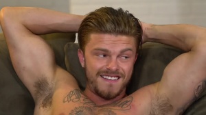 Men.com: Rushes gagging