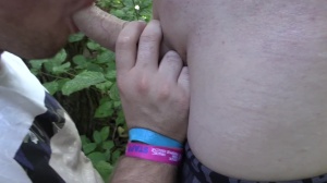 CzechHunter.com: Super slim amateur finds pleasure in handjob