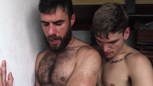 Latin Leche: Hunk stroking scene