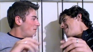 Boys-Smoking.com - Natural David Reed smoking facial