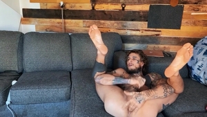 MEN - Muscle feels the need for fucking