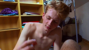 CzechHunter.com - Slim Hunter bareback blowjob cum indoors
