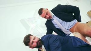 MenatPlay - Dani Robles condom bukkake in office