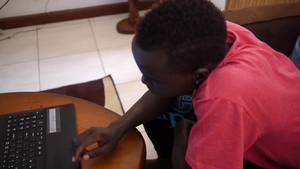 80 Gays - Very sexy african gay pumping in the country