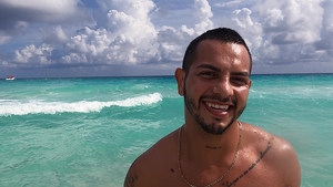 Latin Leche: Antuan's Tatted Body Teased on Cancun Beach