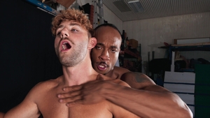 Men: Victory Load from Trent, Jackson's Face Trophy