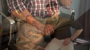 Cody Cummings: Phillip Learns the Art of Relaxation from Cody