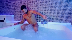 HotAFmen: Venezuelan Bro's Wet & Wild Fun