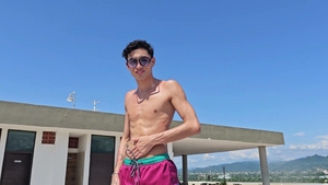 AmateurGayPOV: A Big Cock in a Tiny Hole